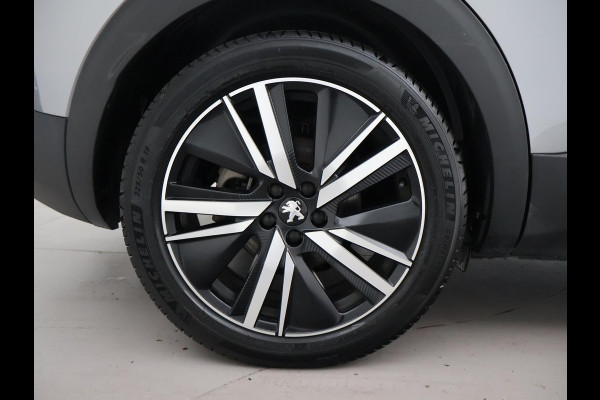 Peugeot 3008 1.6 HYbrid4 300 PK GT + PANORAMA | FOCAL AUDIO | 19 INCH | CAMERA | STOELVERW.