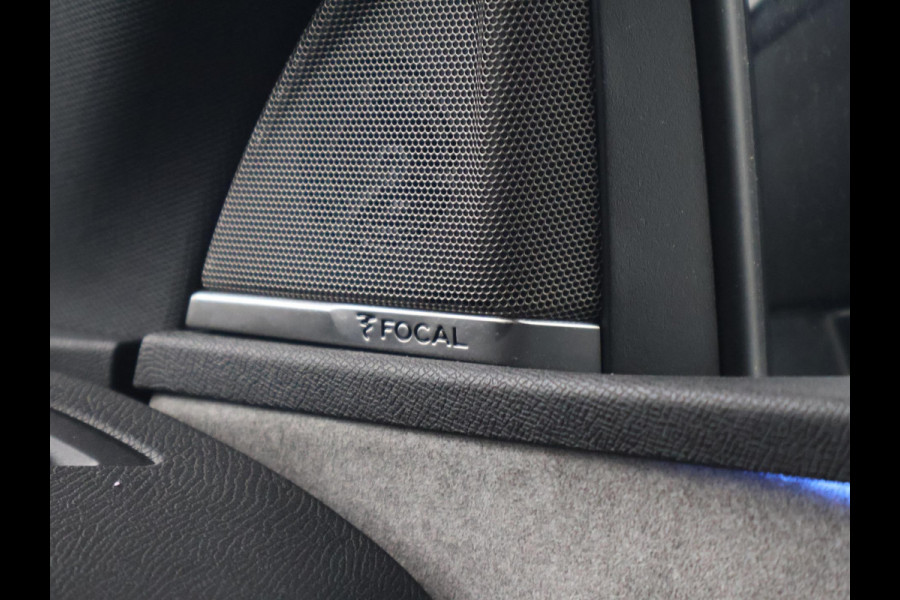 Peugeot 3008 1.6 HYbrid4 300 PK GT + PANORAMA | FOCAL AUDIO | 19 INCH | CAMERA | STOELVERW.