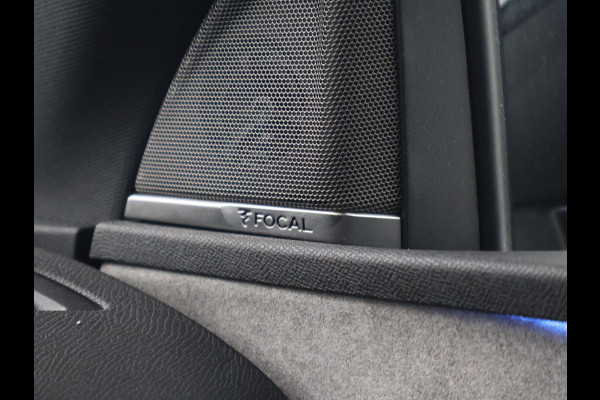 Peugeot 3008 1.6 HYbrid4 300 PK GT + PANORAMA | FOCAL AUDIO | 19 INCH | CAMERA | STOELVERW.