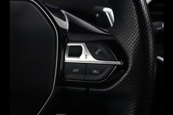 Peugeot 3008 1.6 HYbrid4 300 PK GT + PANORAMA | FOCAL AUDIO | 19 INCH | CAMERA | STOELVERW.