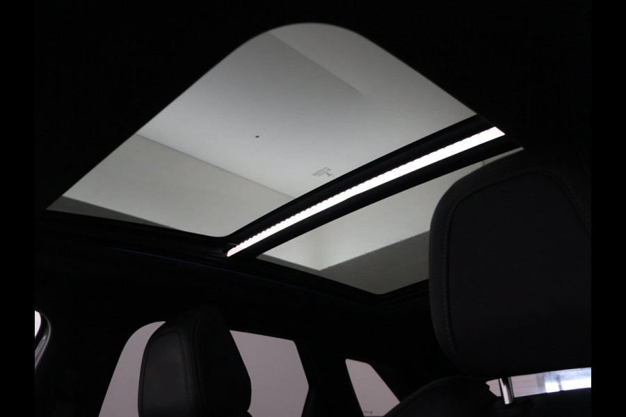 Peugeot 3008 1.6 HYbrid4 300 PK GT + PANORAMA | FOCAL AUDIO | 19 INCH | CAMERA | STOELVERW.
