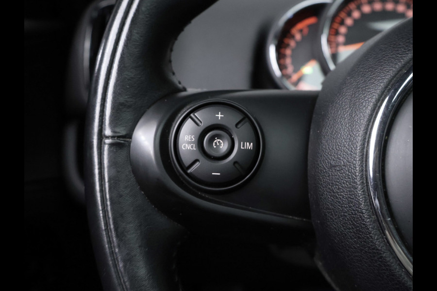 MINI Countryman 1.5 One Chili Sport (NAVI,PDC,STOELVERWARMING,CLIMATE,CRUISE,LED,GETINT,LEDER,SPORTSTOELEN,LM VELGEN,NETTE STAAT)