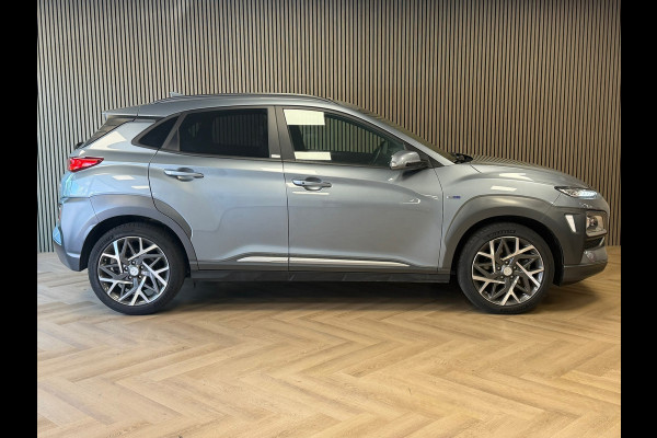Hyundai Kona 1.6 GDI HEV Fashion Design Sky AUT. PANORAMADAK NAVIGATIE STOEL/STUURVERWARMING CAMERA PDC AIRCO CRUISE LANE-ASSIST