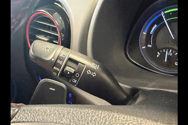 Hyundai Kona 1.6 GDI HEV Fashion Design Sky AUT. PANORAMADAK NAVIGATIE STOEL/STUURVERWARMING CAMERA PDC AIRCO CRUISE LANE-ASSIST