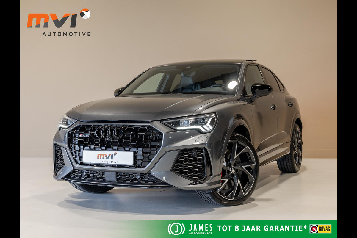 Audi Q3 Sportback TFSI RS / 400pk / Panorama dak / Keramische remschijven / RS Sportuitlaat /