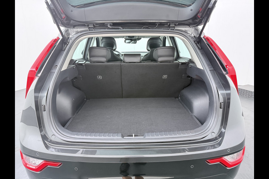 Kia Niro EV DynamicLine 64.8 kWh - Navigatie - Adaptieve Cruise Control - Apple/Android Carplay - Climate Control - Fabrieksgarantie Tot 2031