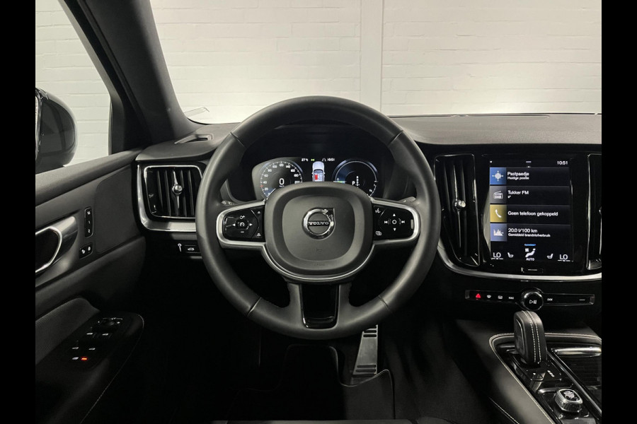 Volvo S60 2.0 Recharge T8 AWD R-Design *Long Range* SOH 97 | Adapt. cruise | Stoel-/stuurverwarming | Carplay | Camera | Memory seats | Navigatie