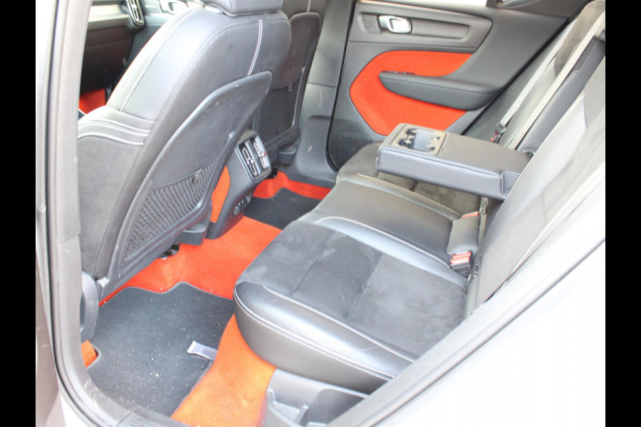 Volvo XC40 2.0 T5 AWD R-Design Intro Edition | CRUISE CONTROL | ALCANTARA BEKLEDING | ACHTERBANK VERWARMD |