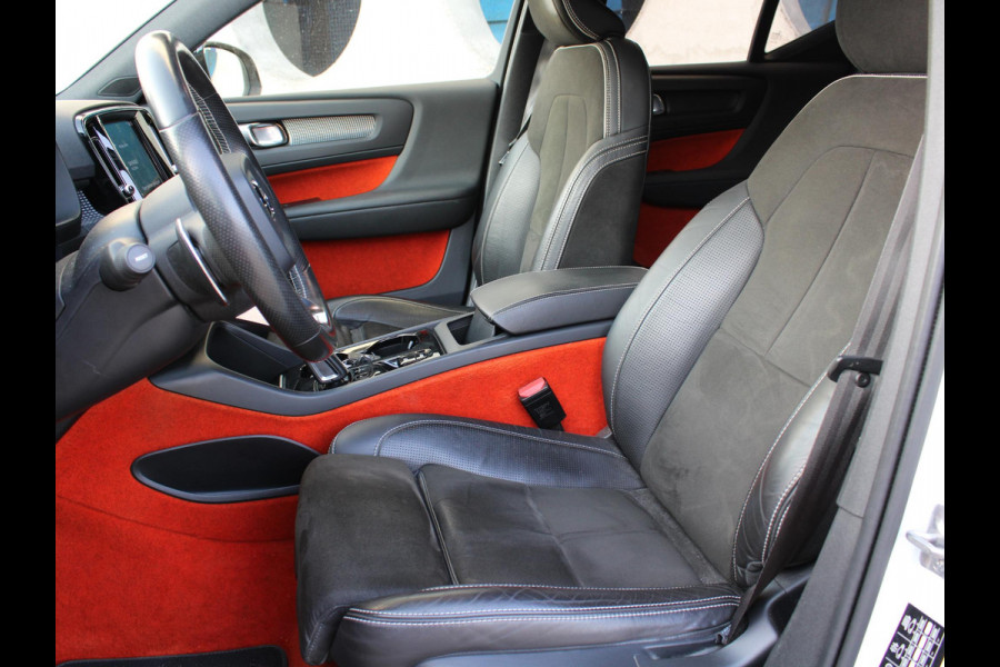 Volvo XC40 2.0 T5 AWD R-Design Intro Edition | CRUISE CONTROL | ALCANTARA BEKLEDING | ACHTERBANK VERWARMD |