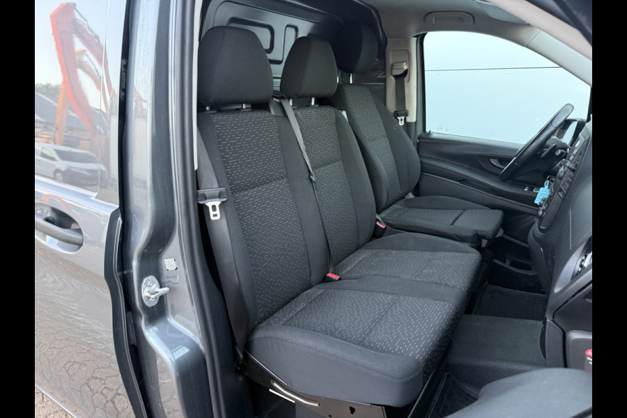 Mercedes-Benz Vito 114 1.9 CDI Automaat L2H1 Climate Control Cruise Control Parkeersensoren V + A Kastwand Inbouw