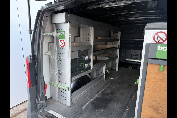 Mercedes-Benz Vito 114 1.9 CDI Automaat L2H1 Climate Control Cruise Control Parkeersensoren V + A Kastwand Inbouw