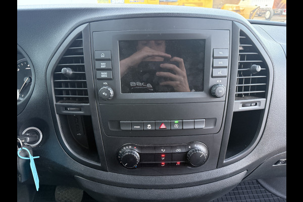 Mercedes-Benz Vito 114 1.9 CDI Automaat L2H1 Climate Control Cruise Control Parkeersensoren V + A Kastwand Inbouw