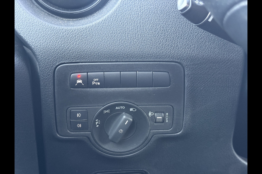 Mercedes-Benz Vito 114 1.9 CDI Automaat L2H1 Climate Control Cruise Control Parkeersensoren V + A Kastwand Inbouw