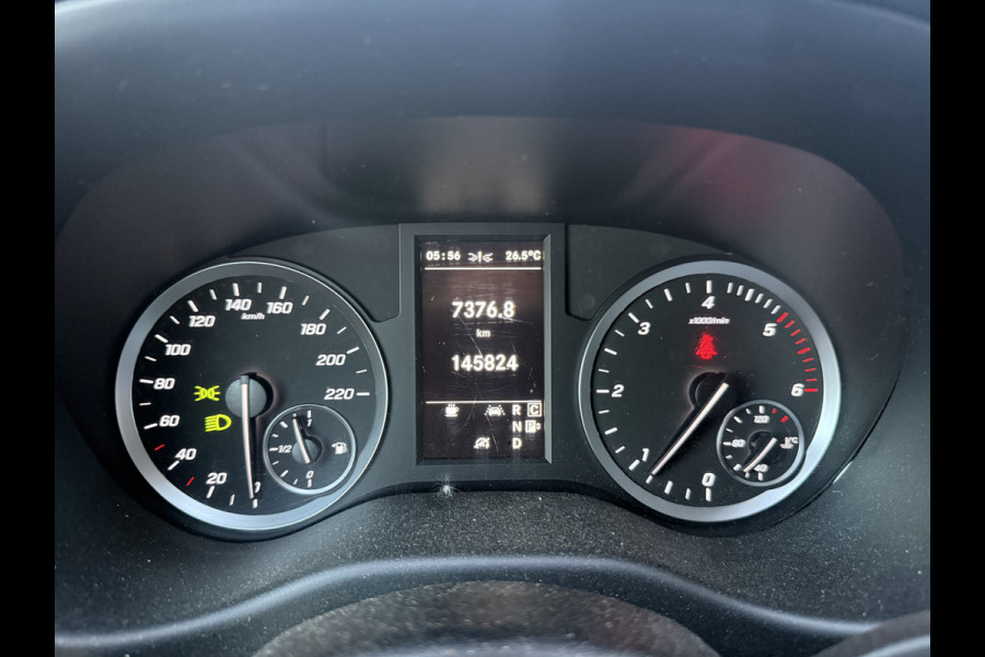 Mercedes-Benz Vito 114 1.9 CDI Automaat L2H1 Climate Control Cruise Control Parkeersensoren V + A Kastwand Inbouw
