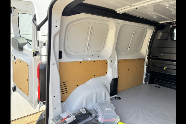 Toyota PROACE Electric 75kWh Nieuw! Elektrisch L1 348km WLTP Snelladen Climate Control Cruise Control Camera Parkeersensoren v+a