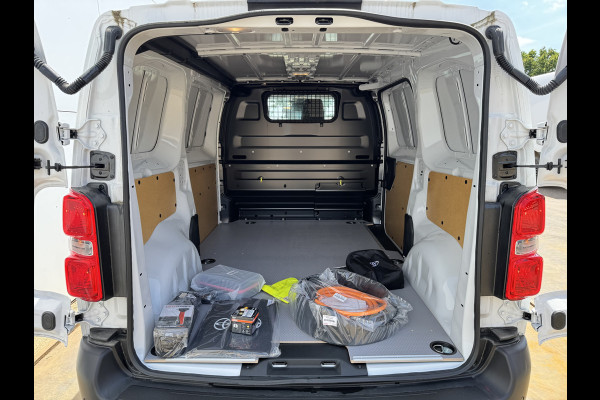 Toyota PROACE Electric 75kWh Nieuw! Elektrisch L1 348km WLTP Snelladen Climate Control Cruise Control Camera Parkeersensoren v+a