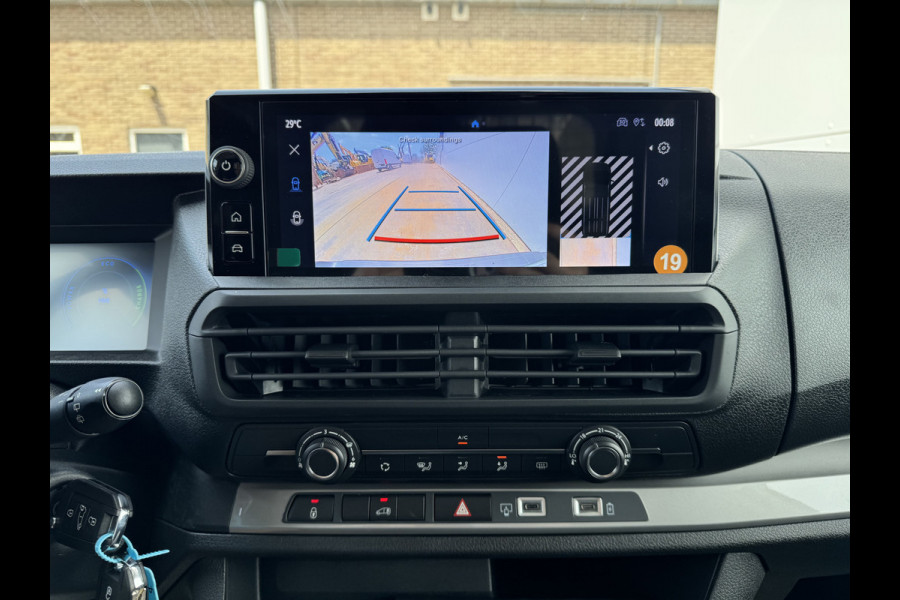 Toyota PROACE Electric 75kWh Nieuw! Elektrisch L1 348km WLTP Snelladen Climate Control Cruise Control Camera Parkeersensoren v+a