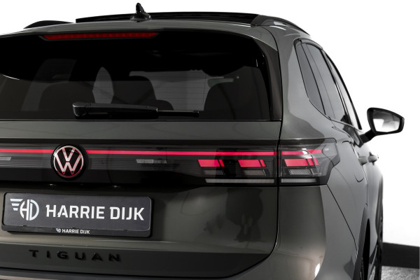 Volkswagen Tiguan 1.5 eHybrid R-Line Edition 272 PK | Black Style | 15 inch Navi | Elek. Trekhaak | IQ Light | S/K-Panodak | Dig. Cockpit | Adapt. Cruise | Stoel-+Stuurverw. | 360 Camera | NAV + App. Connect | ECC | Elek. Klep | LM 20" | 4296