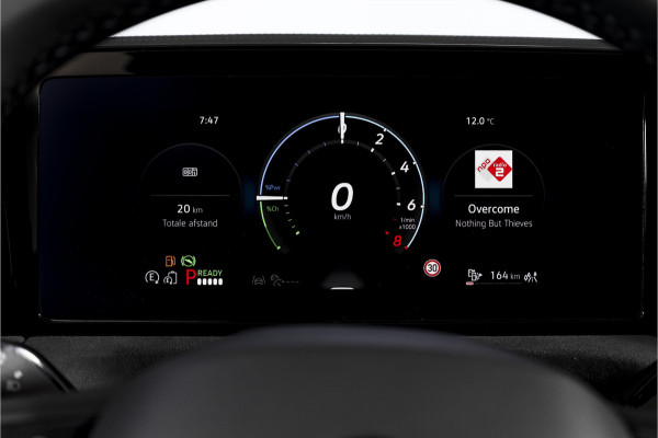 Volkswagen Tiguan 1.5 eHybrid R-Line Edition 272 PK | Black Style | 15 inch Navi | Elek. Trekhaak | IQ Light | S/K-Panodak | Dig. Cockpit | Adapt. Cruise | Stoel-+Stuurverw. | 360 Camera | NAV + App. Connect | ECC | Elek. Klep | LM 20" | 4296