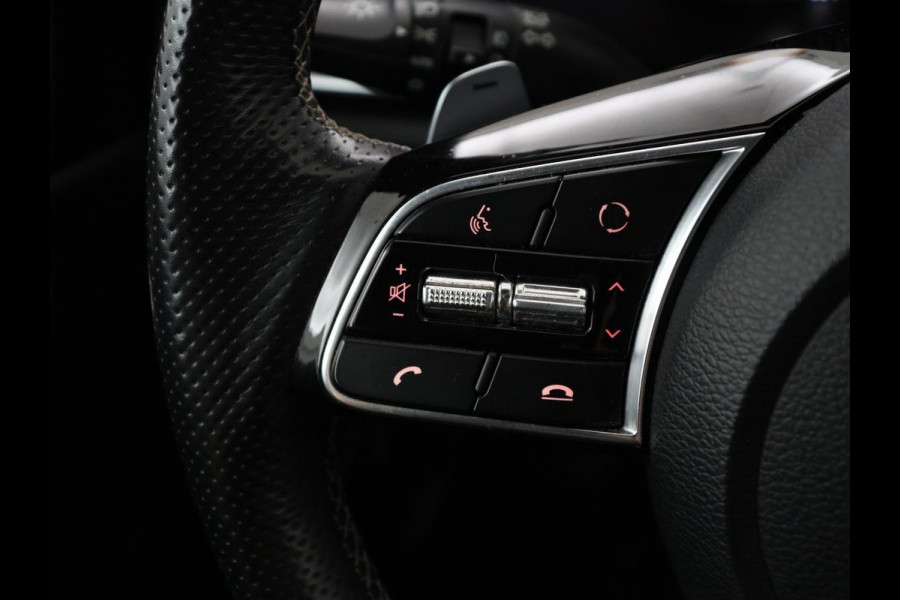 Kia Ceed 1.5 T-GDi GT-PlusLine | Panoramadak | Trekhaak | Stoelverwarming | Leder/Alcantara | JBL Sound | Carplay | Adaptive cruise | Sportstoelen | Achterbankverwarming | Keyless | Navigatie | Camera | Memory | Side Assist