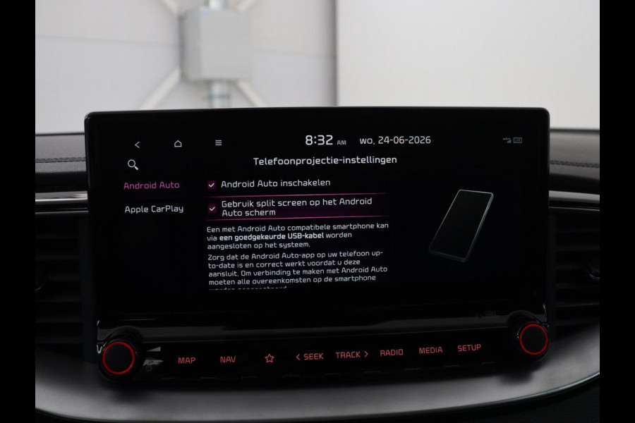 Kia Ceed 1.5 T-GDi GT-PlusLine | Panoramadak | Trekhaak | Stoelverwarming | Leder/Alcantara | JBL Sound | Carplay | Adaptive cruise | Sportstoelen | Achterbankverwarming | Keyless | Navigatie | Camera | Memory | Side Assist