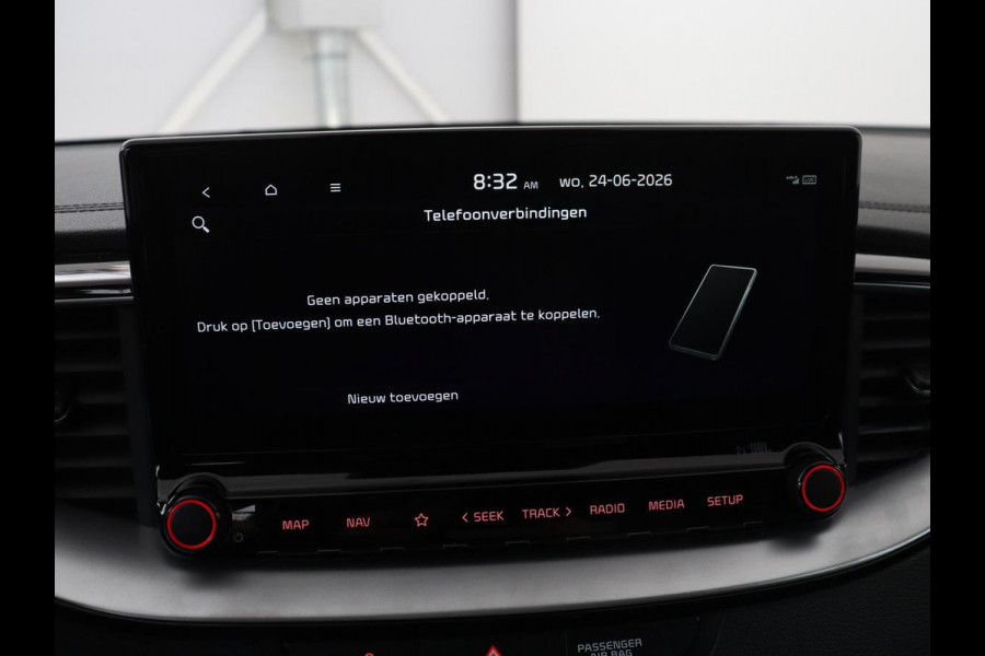 Kia Ceed 1.5 T-GDi GT-PlusLine | Panoramadak | Trekhaak | Stoelverwarming | Leder/Alcantara | JBL Sound | Carplay | Adaptive cruise | Sportstoelen | Achterbankverwarming | Keyless | Navigatie | Camera | Memory | Side Assist