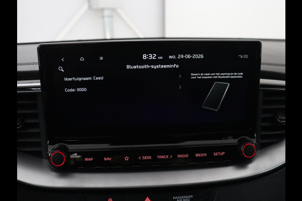 Kia Ceed 1.5 T-GDi GT-PlusLine | Panoramadak | Trekhaak | Stoelverwarming | Leder/Alcantara | JBL Sound | Carplay | Adaptive cruise | Sportstoelen | Achterbankverwarming | Keyless | Navigatie | Camera | Memory | Side Assist