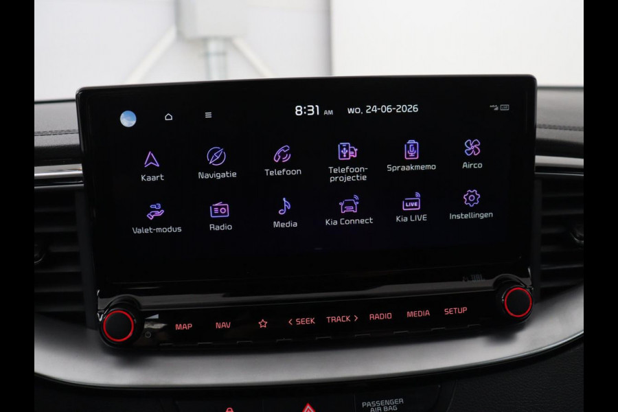 Kia Ceed 1.5 T-GDi GT-PlusLine | Panoramadak | Trekhaak | Stoelverwarming | Leder/Alcantara | JBL Sound | Carplay | Adaptive cruise | Sportstoelen | Achterbankverwarming | Keyless | Navigatie | Camera | Memory | Side Assist