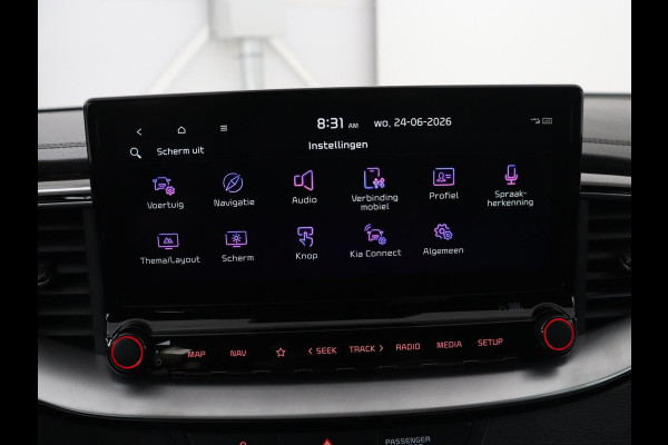 Kia Ceed 1.5 T-GDi GT-PlusLine | Panoramadak | Trekhaak | Stoelverwarming | Leder/Alcantara | JBL Sound | Carplay | Adaptive cruise | Sportstoelen | Achterbankverwarming | Keyless | Navigatie | Camera | Memory | Side Assist