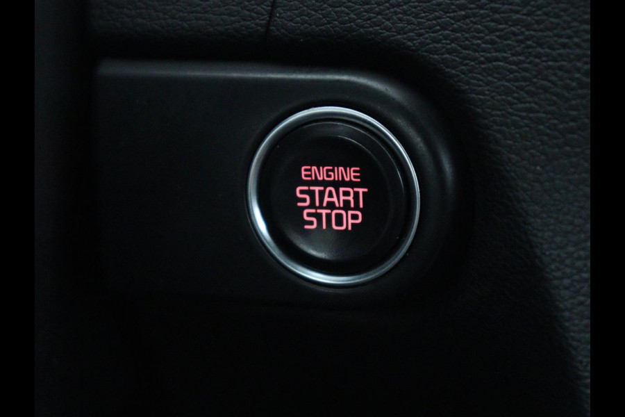 Kia Ceed 1.5 T-GDi GT-PlusLine | Panoramadak | Trekhaak | Stoelverwarming | Leder/Alcantara | JBL Sound | Carplay | Adaptive cruise | Sportstoelen | Achterbankverwarming | Keyless | Navigatie | Camera | Memory | Side Assist