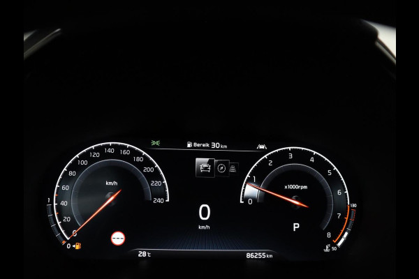 Kia Ceed 1.5 T-GDi GT-PlusLine | Panoramadak | Trekhaak | Stoelverwarming | Leder/Alcantara | JBL Sound | Carplay | Adaptive cruise | Sportstoelen | Achterbankverwarming | Keyless | Navigatie | Camera | Memory | Side Assist