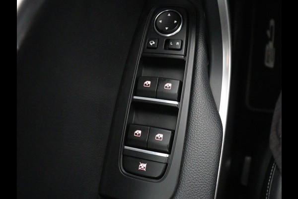 Kia Ceed 1.5 T-GDi GT-PlusLine | Panoramadak | Trekhaak | Stoelverwarming | Leder/Alcantara | JBL Sound | Carplay | Adaptive cruise | Sportstoelen | Achterbankverwarming | Keyless | Navigatie | Camera | Memory | Side Assist