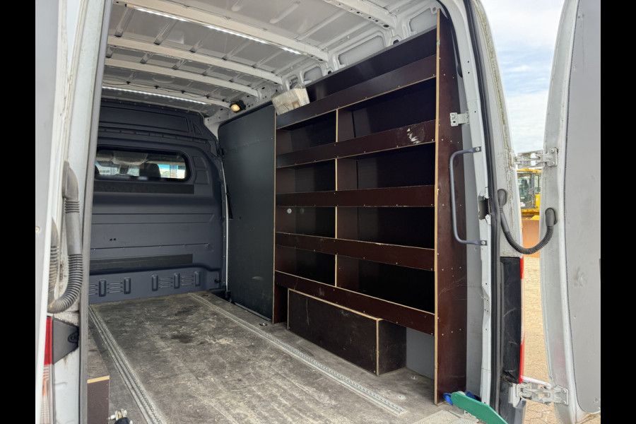 Mercedes-Benz Sprinter 319 3.0 V6 L2H2 10-Inch MBUX Navigatie Climate Control Cruise Control 3,5 Trekhaak Oprijplaat