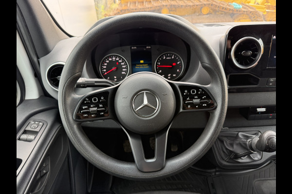 Mercedes-Benz Sprinter 319 3.0 V6 L2H2 10-Inch MBUX Navigatie Climate Control Cruise Control 3,5 Trekhaak Oprijplaat