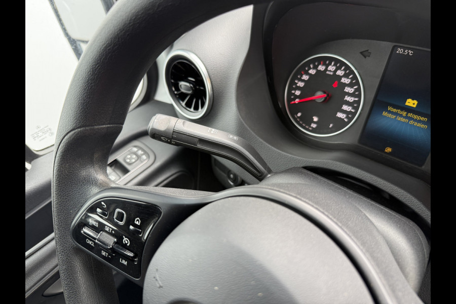Mercedes-Benz Sprinter 319 3.0 V6 L2H2 10-Inch MBUX Navigatie Climate Control Cruise Control 3,5 Trekhaak Oprijplaat