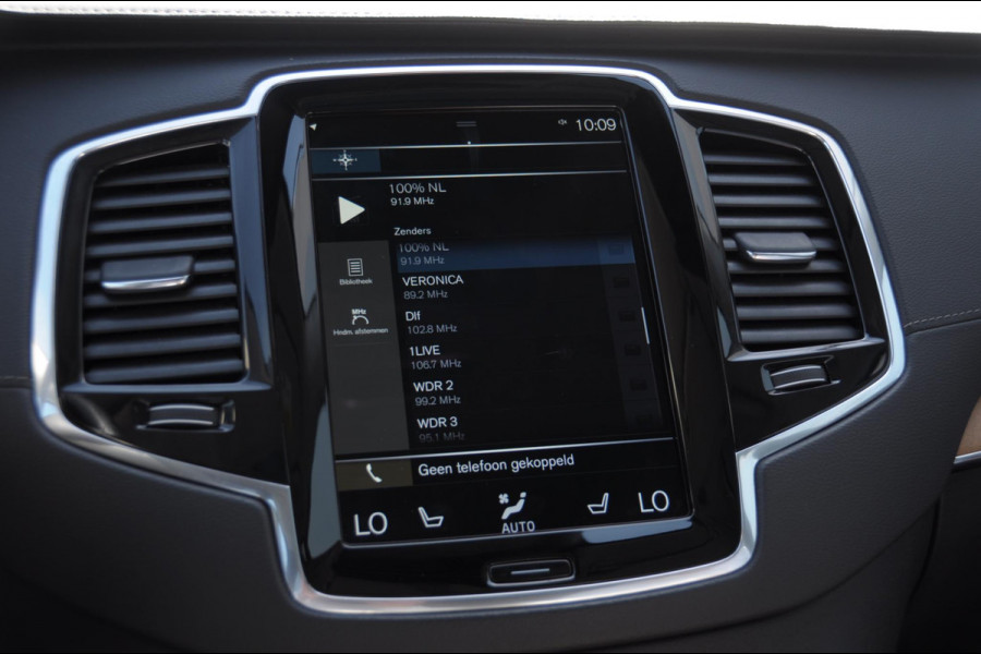 Volvo XC90 T8 455PK Automaat Recharge AWD Inscription Long range / Adaptieve cruise control / BLIS /Harman kardon audio / Parkeersensoren met camera / Keyless entry / Elektrische stoelen met geheugen / Apple carplay / Elektrische achterklep /