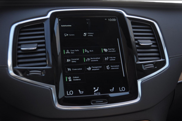 Volvo XC90 T8 455PK Automaat Recharge AWD Inscription Long range / Adaptieve cruise control / BLIS /Harman kardon audio / Parkeersensoren met camera / Keyless entry / Elektrische stoelen met geheugen / Apple carplay / Elektrische achterklep /