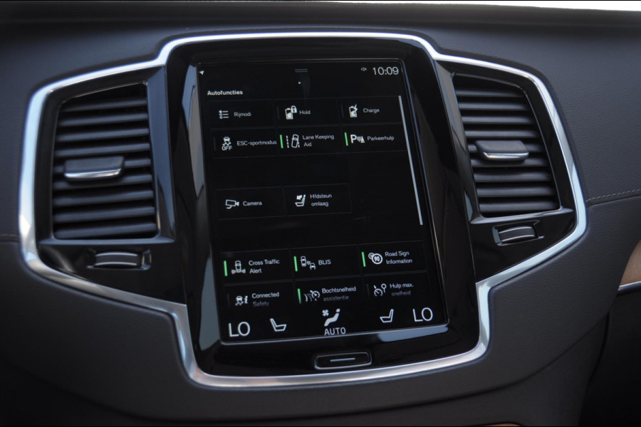 Volvo XC90 T8 455PK Automaat Recharge AWD Inscription Long range / Adaptieve cruise control / BLIS /Harman kardon audio / Parkeersensoren met camera / Keyless entry / Elektrische stoelen met geheugen / Apple carplay / Elektrische achterklep /