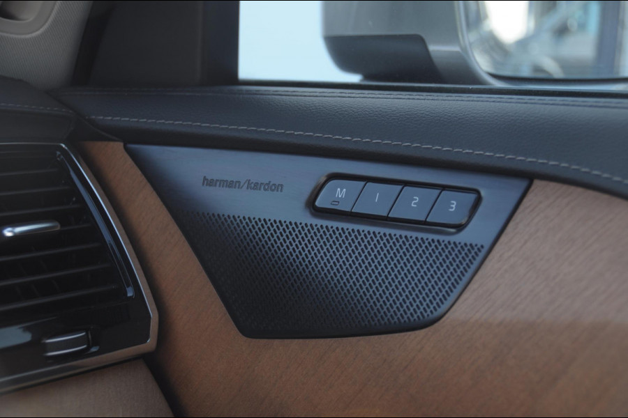 Volvo XC90 T8 455PK Automaat Recharge AWD Inscription Long range / Adaptieve cruise control / BLIS /Harman kardon audio / Parkeersensoren met camera / Keyless entry / Elektrische stoelen met geheugen / Apple carplay / Elektrische achterklep /