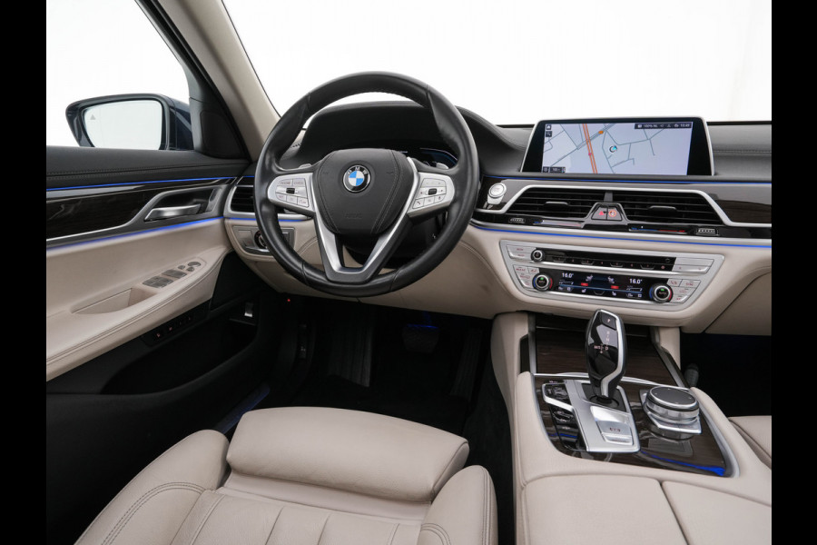 BMW 7 Serie 745Le (Plug-in) (INCL-BTW) *PANO | LEATHER | FULL-LED | HEAD-UP | BLINDSPOT | MEMORY-PACK | DIGI-COCKPIT | KEYLESS | DAB+ | CAMERA | HEATED-COMFORTSEATS | AMBIENTLIGHT | CARPLAY | SHIFTPADDLES | 18''ALU*
