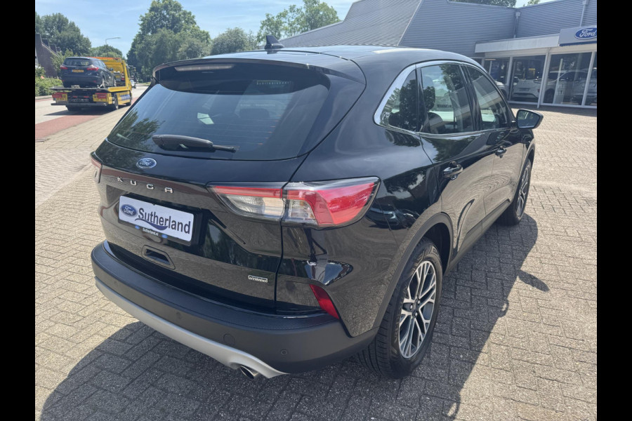 Ford Kuga 2.5 PHEV Titanium 225pk Stoelverwarming | Navigatie | 18 inch velgen | All season banden