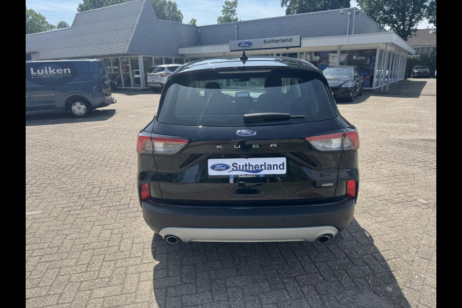 Ford Kuga 2.5 PHEV Titanium 225pk Stoelverwarming | Navigatie | 18 inch velgen | All season banden