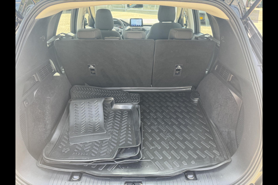 Ford Kuga 2.5 PHEV Titanium 225pk Stoelverwarming | Navigatie | 18 inch velgen | All season banden