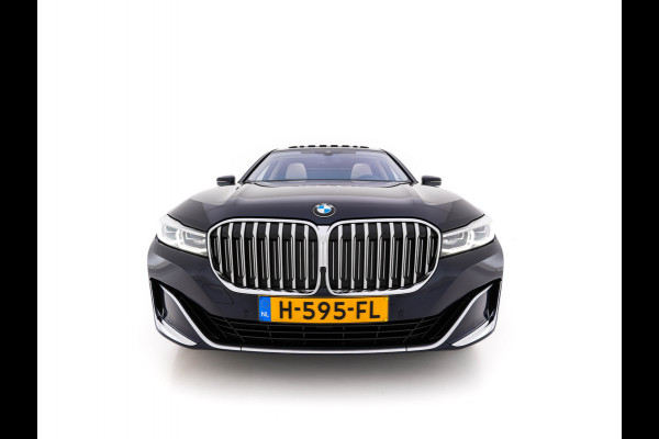 BMW 7 Serie 745Le (Plug-in) (INCL-BTW) *PANO | LEATHER | FULL-LED | HEAD-UP | BLINDSPOT | MEMORY-PACK | DIGI-COCKPIT | KEYLESS | DAB+ | CAMERA | HEATED-COMFORTSEATS | AMBIENTLIGHT | CARPLAY | SHIFTPADDLES | 18''ALU*