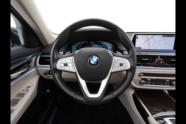 BMW 7 Serie 745Le (Plug-in) (INCL-BTW) *PANO | LEATHER | FULL-LED | HEAD-UP | BLINDSPOT | MEMORY-PACK | DIGI-COCKPIT | KEYLESS | DAB+ | CAMERA | HEATED-COMFORTSEATS | AMBIENTLIGHT | CARPLAY | SHIFTPADDLES | 18''ALU*