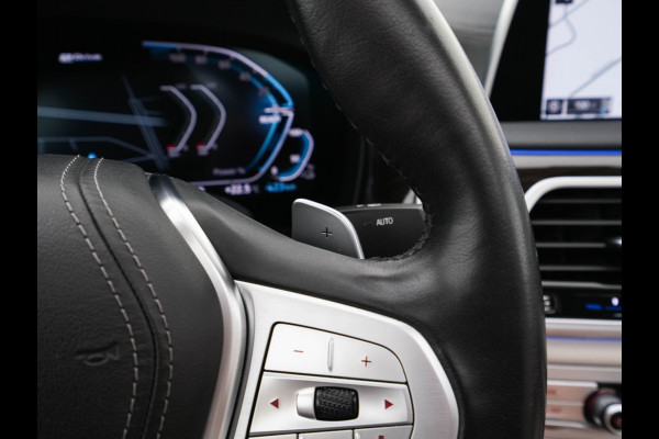 BMW 7 Serie 745Le (Plug-in) (INCL-BTW) *PANO | LEATHER | FULL-LED | HEAD-UP | BLINDSPOT | MEMORY-PACK | DIGI-COCKPIT | KEYLESS | DAB+ | CAMERA | HEATED-COMFORTSEATS | AMBIENTLIGHT | CARPLAY | SHIFTPADDLES | 18''ALU*