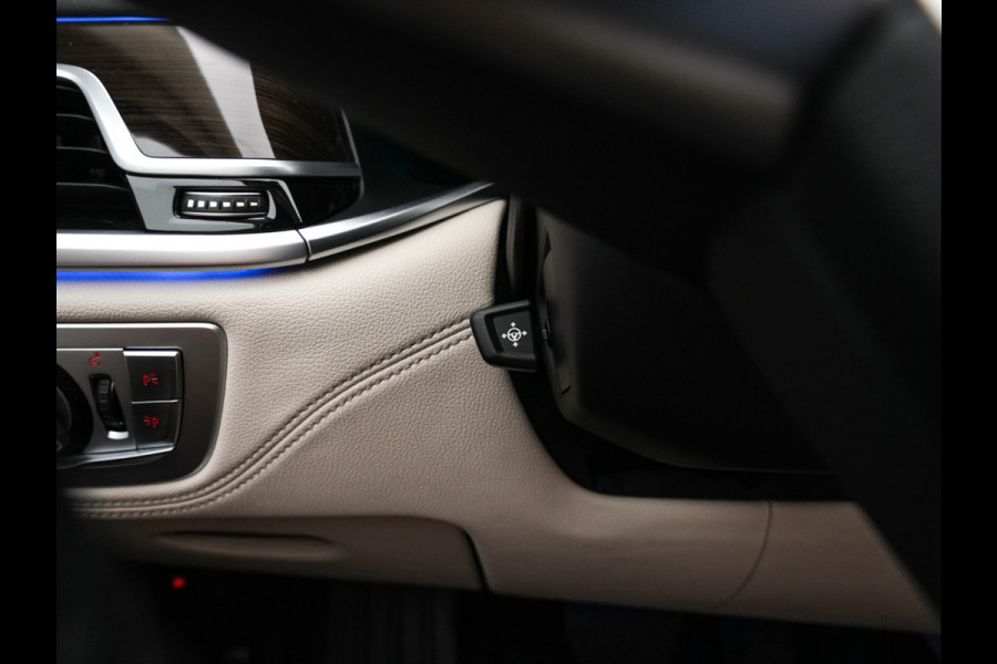 BMW 7 Serie 745Le (Plug-in) (INCL-BTW) *PANO | LEATHER | FULL-LED | HEAD-UP | BLINDSPOT | MEMORY-PACK | DIGI-COCKPIT | KEYLESS | DAB+ | CAMERA | HEATED-COMFORTSEATS | AMBIENTLIGHT | CARPLAY | SHIFTPADDLES | 18''ALU*