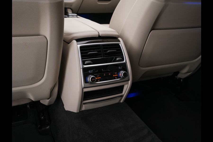 BMW 7 Serie 745Le (Plug-in) (INCL-BTW) *PANO | LEATHER | FULL-LED | HEAD-UP | BLINDSPOT | MEMORY-PACK | DIGI-COCKPIT | KEYLESS | DAB+ | CAMERA | HEATED-COMFORTSEATS | AMBIENTLIGHT | CARPLAY | SHIFTPADDLES | 18''ALU*