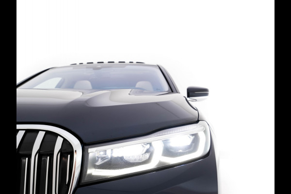BMW 7 Serie 745Le (Plug-in) (INCL-BTW) *PANO | LEATHER | FULL-LED | HEAD-UP | BLINDSPOT | MEMORY-PACK | DIGI-COCKPIT | KEYLESS | DAB+ | CAMERA | HEATED-COMFORTSEATS | AMBIENTLIGHT | CARPLAY | SHIFTPADDLES | 18''ALU*