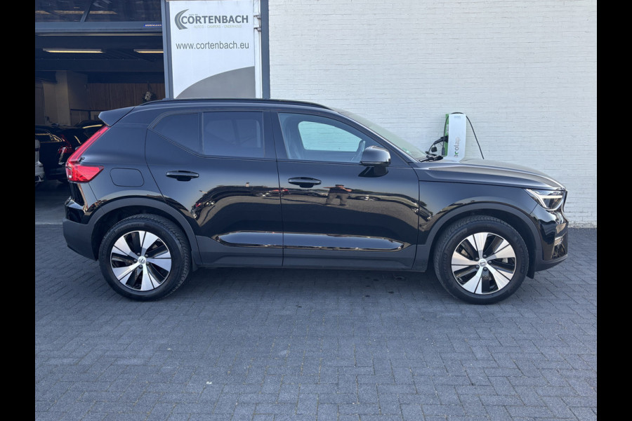 Volvo XC40 1.5 T4 Plug-in hybrid Plus Dark | Zwenkbare trekhaak | Adaptieve cruise | Memory | Haman Kardon | Blis |